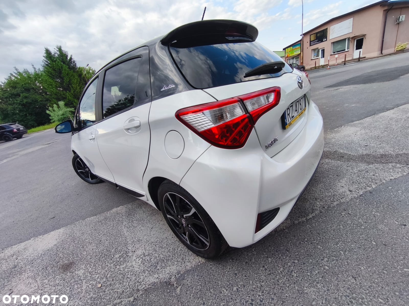 Toyota Yaris 1.5 Selection - 11