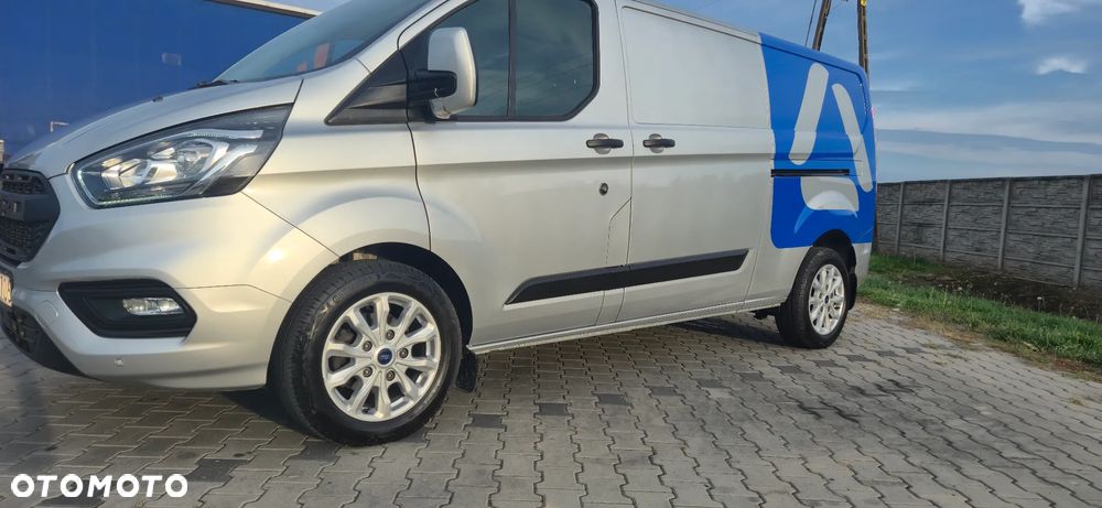 Ford TRANSIT CUSTOM - 16