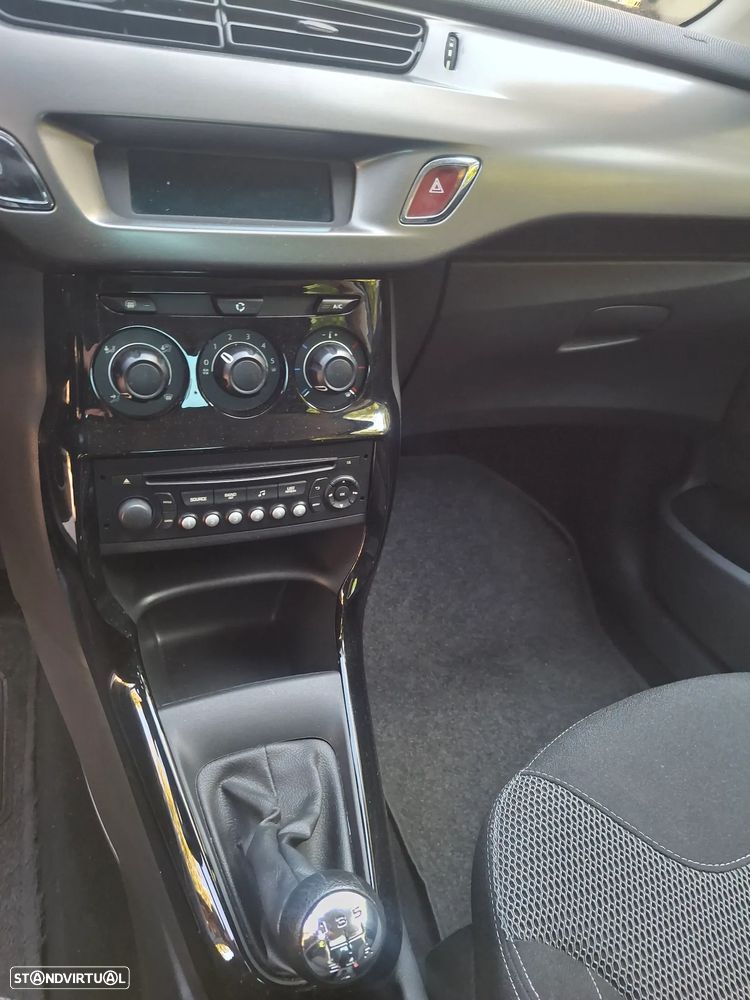 Citroën C3 1.4 HDi Exclusive 99g - 10