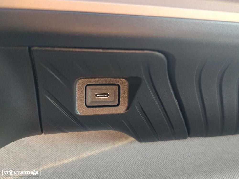 Citroën e-C3 Aircross - 23