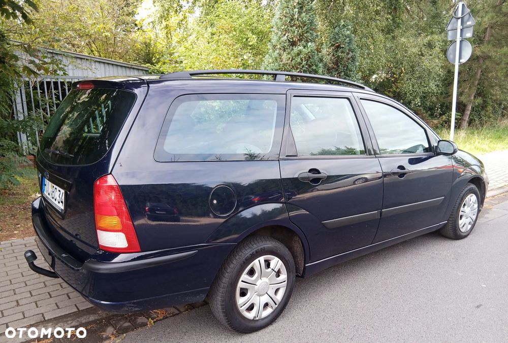 Ford Focus 1.6 16V Trend - 4