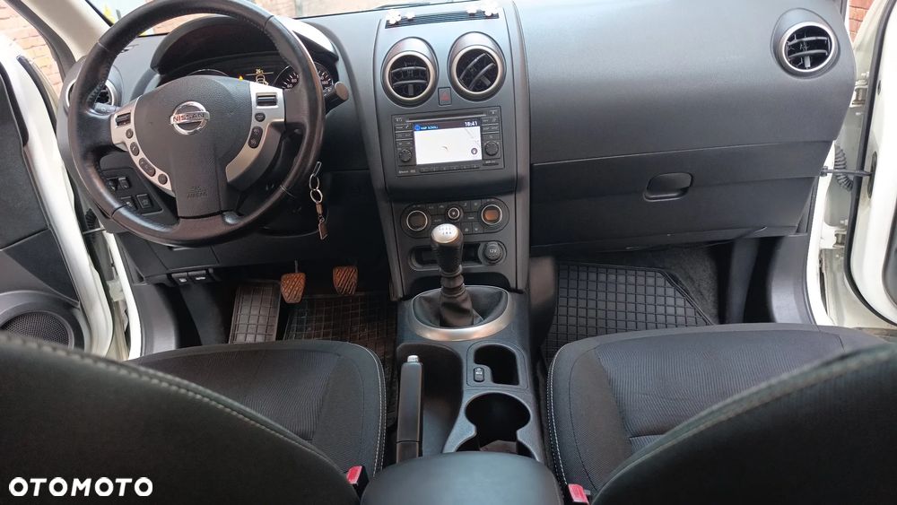 Nissan Qashqai - 16