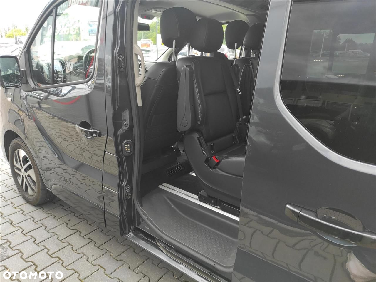 Renault Trafic Grand SpaceClass 2.0 dCi EDC - 10