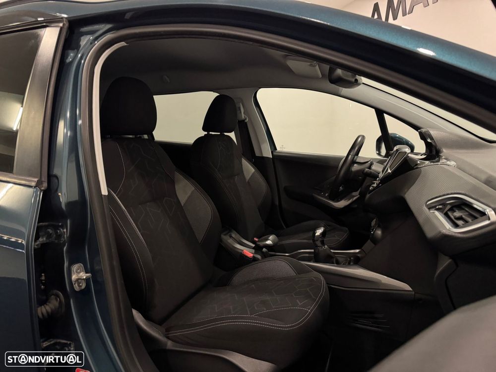 Peugeot 2008 1.6 BlueHDi Style - 7