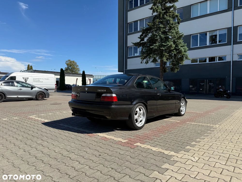 BMW Seria 3 - 3