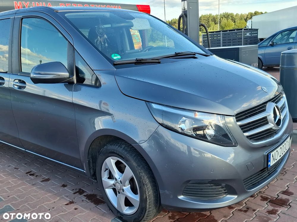 Mercedes-Benz Klasa V 220 CDI - 14