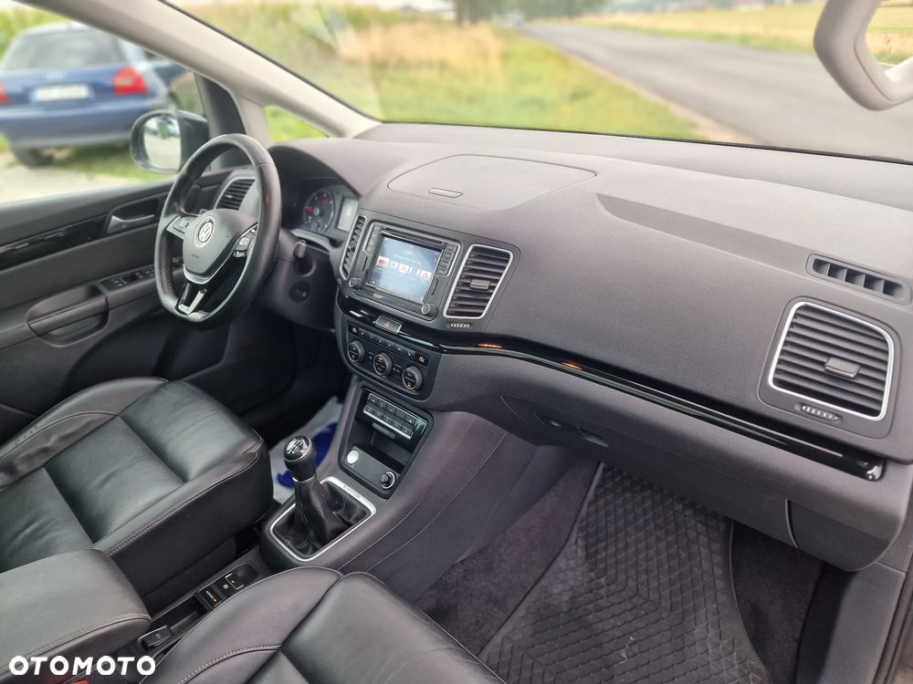 Volkswagen Sharan 2.0 TDI 4MOTION (BlueMotion Technology) Highline - 37