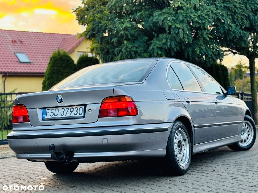 BMW 5 Series 1996 photo 2