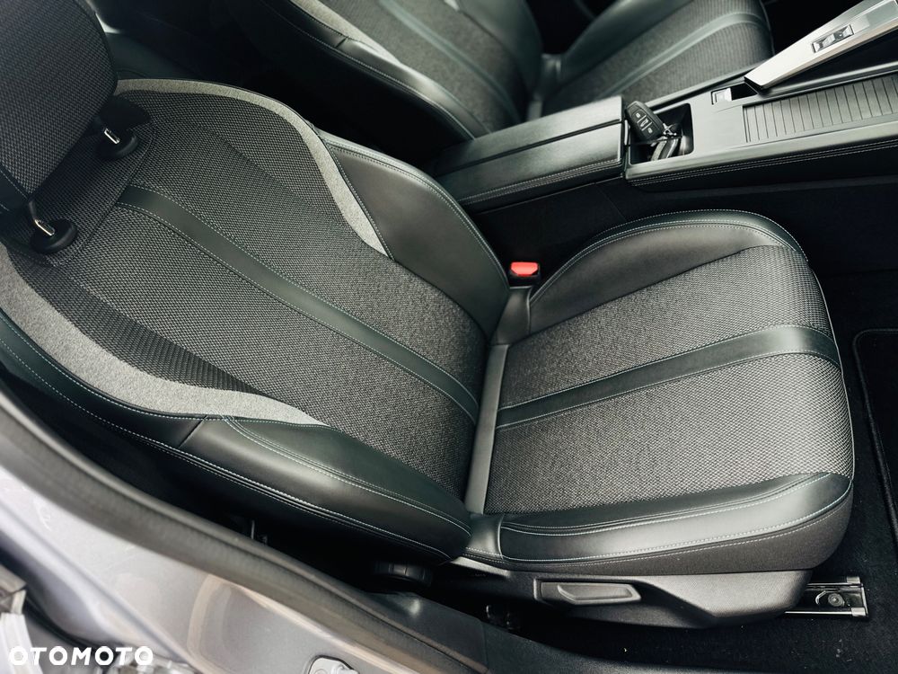 Peugeot 308 BlueHDi 130 EAT8 Allure Pack - 19