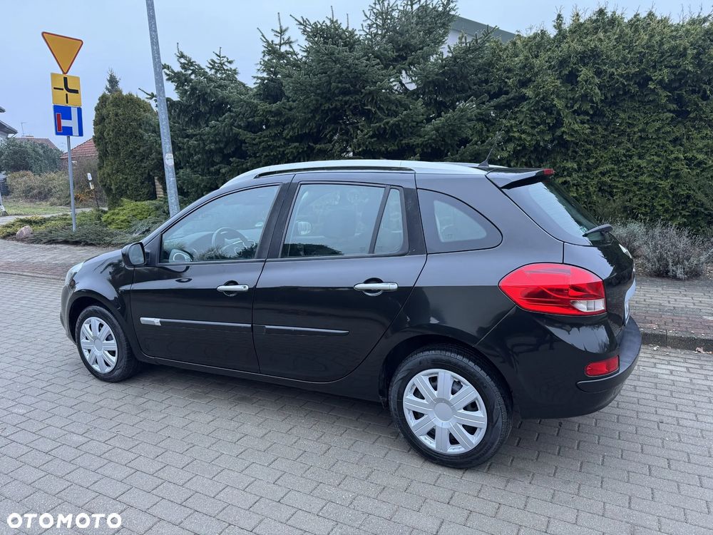 Renault Clio 1.2 16V 75 Expression - 14