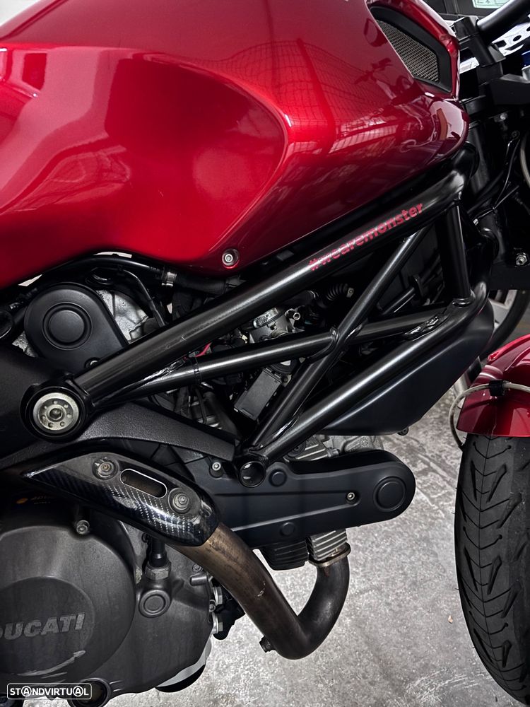 Ducati Monster 696 - 3