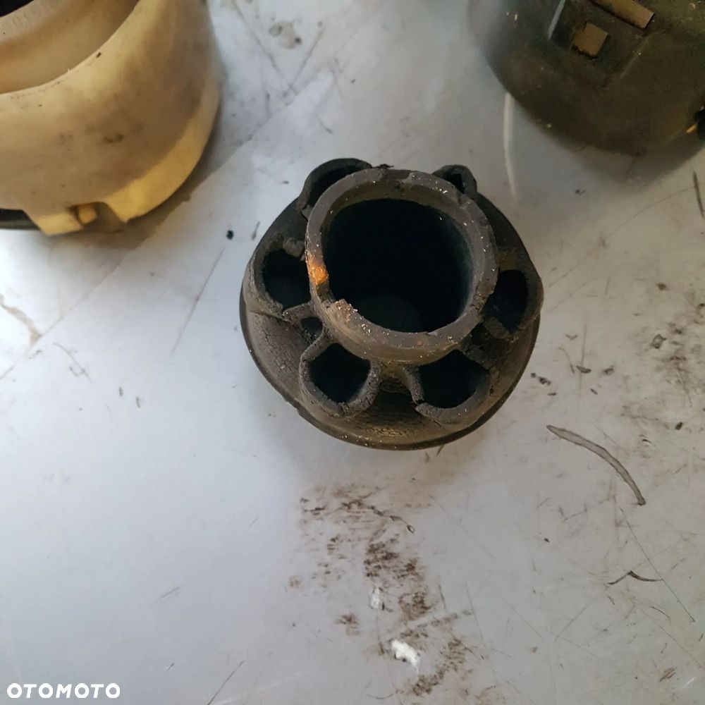 pompa paliwa kosz obejma obudowa guma przewody paliwa mocowanie cinQuecento 900 1100 sporting - 16