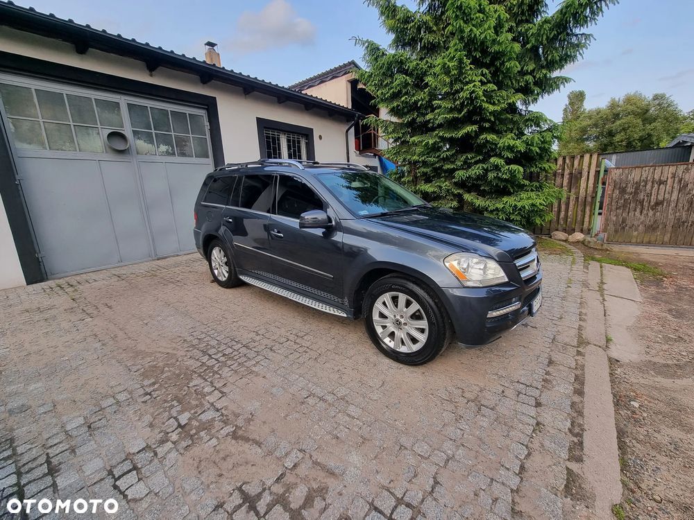 Mercedes-Benz GL 450 4Matic 7G-TRONIC - 3