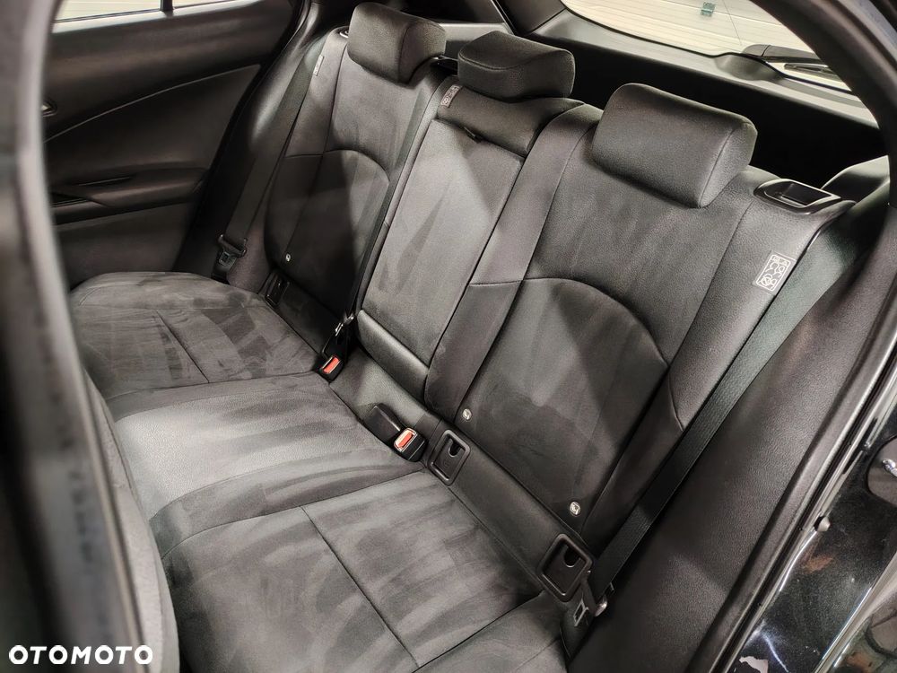 Lexus UX 250h Elegance 2WD - 24