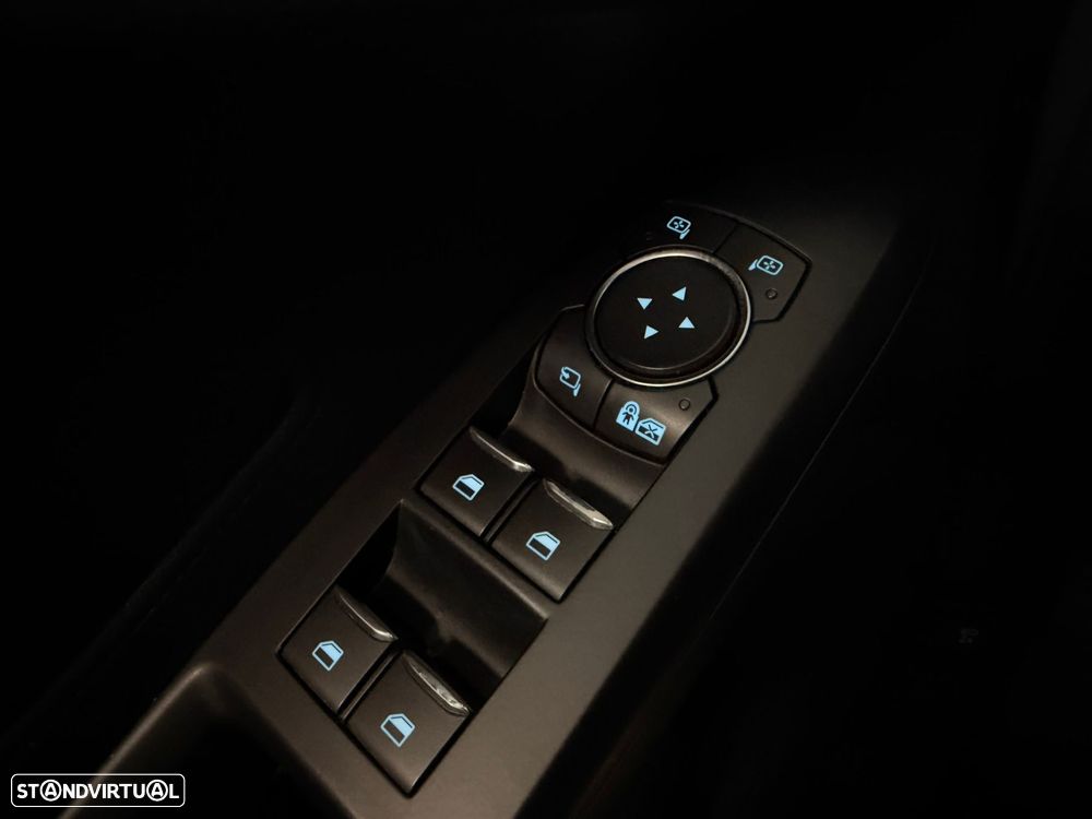 Ford Focus 1.5 TDCi ECOBlue ST-Line - 18