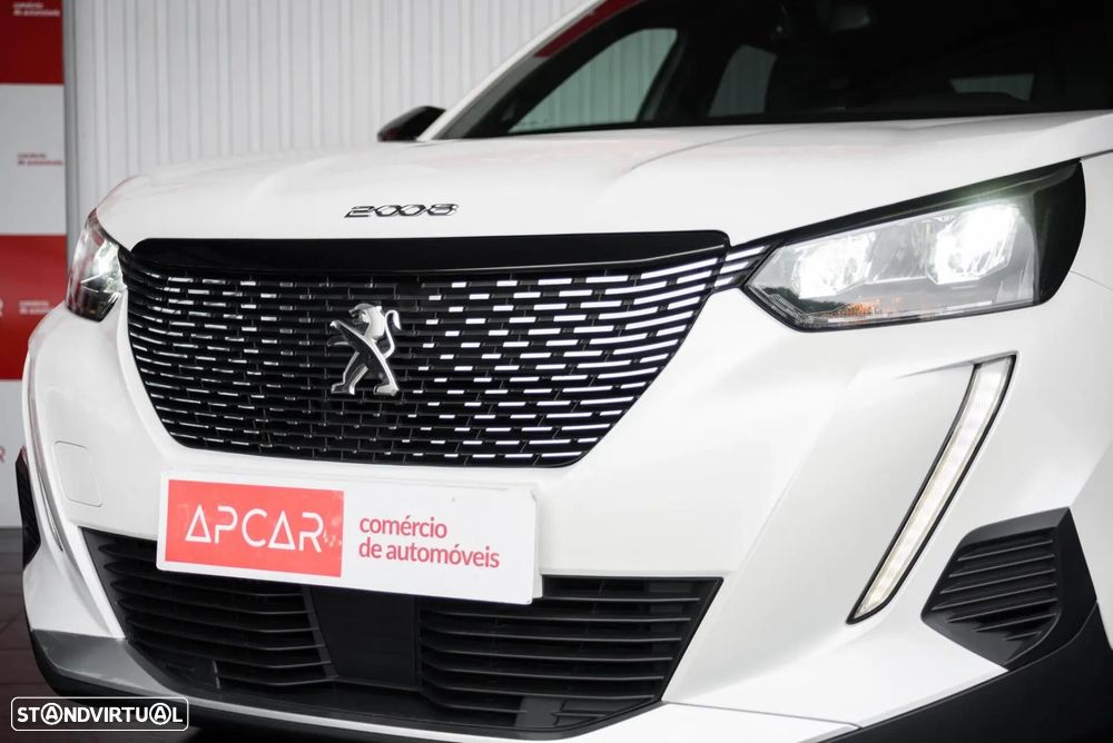 Peugeot 2008 - 11
