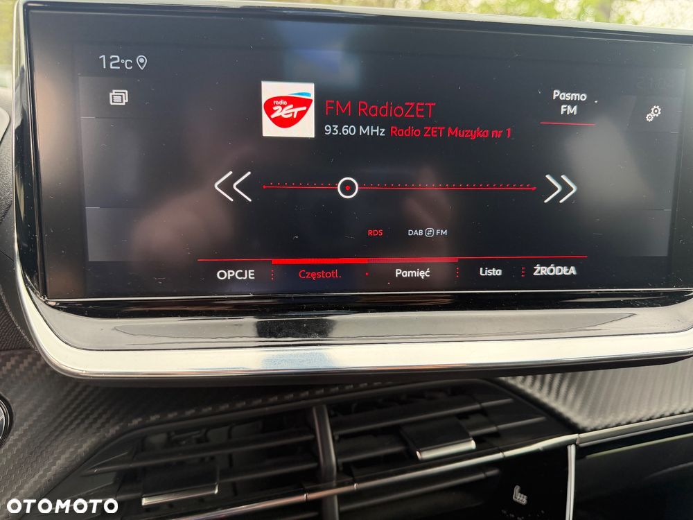 Peugeot 2008 PureTech 155 EAT8 GT - 13