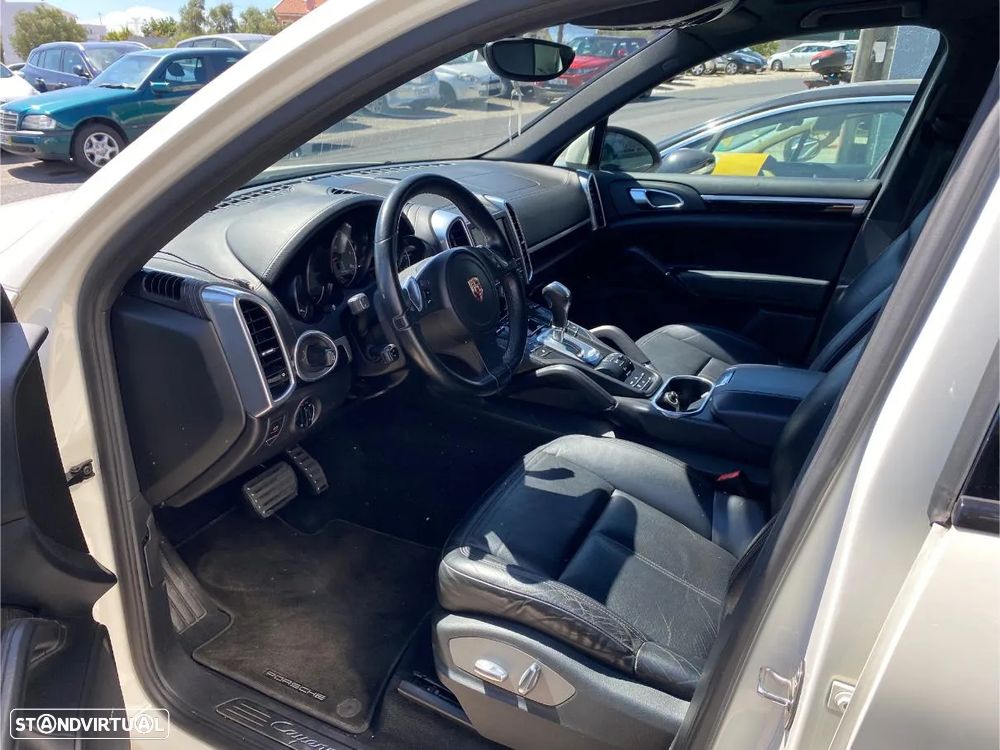 Porsche Cayenne S Hybrid - 14