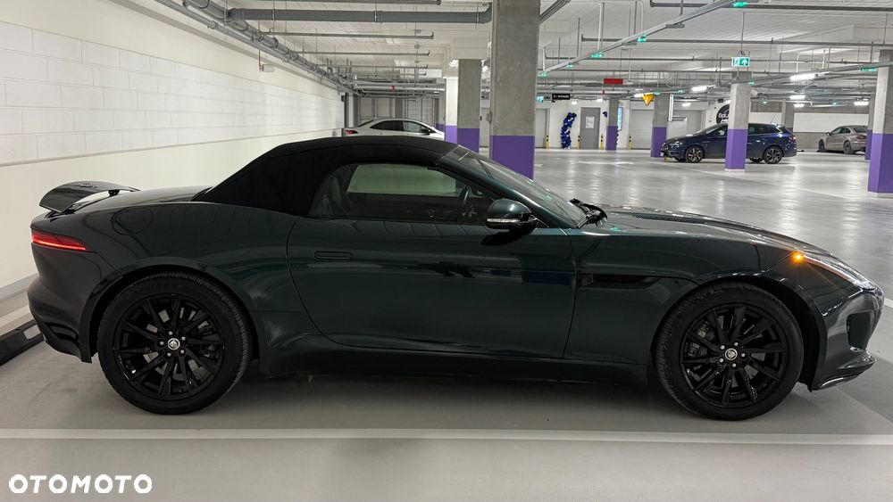 Jaguar F-Type R-Dynamic - 19
