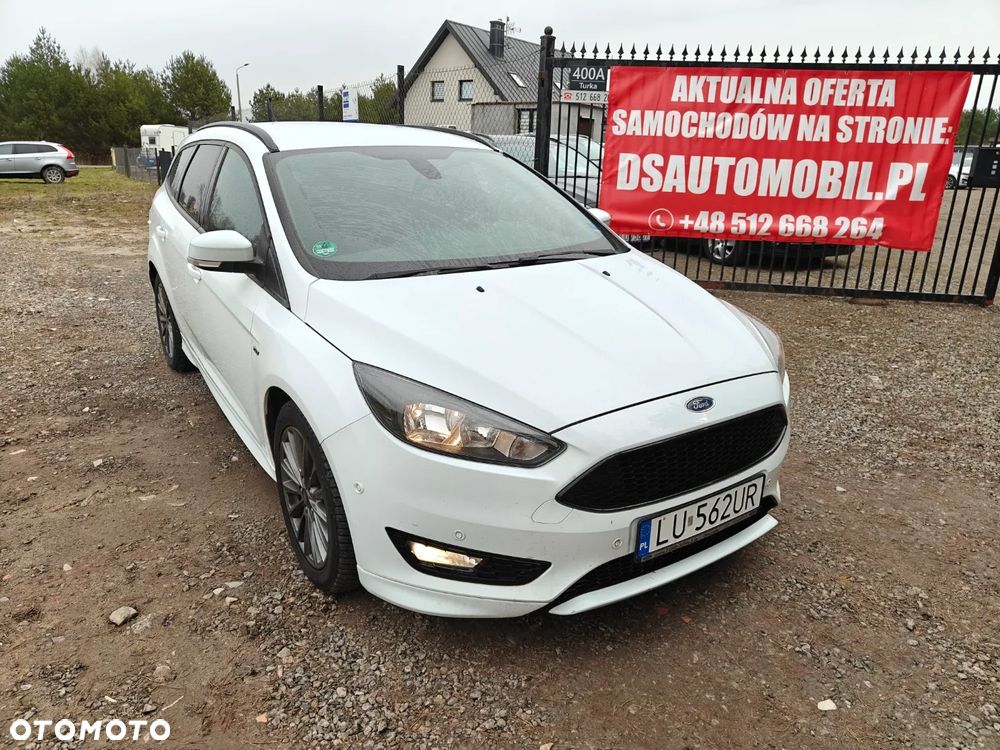 Ford Focus 1.5 EcoBoost STart-Stopp-System ST-LINE - 4