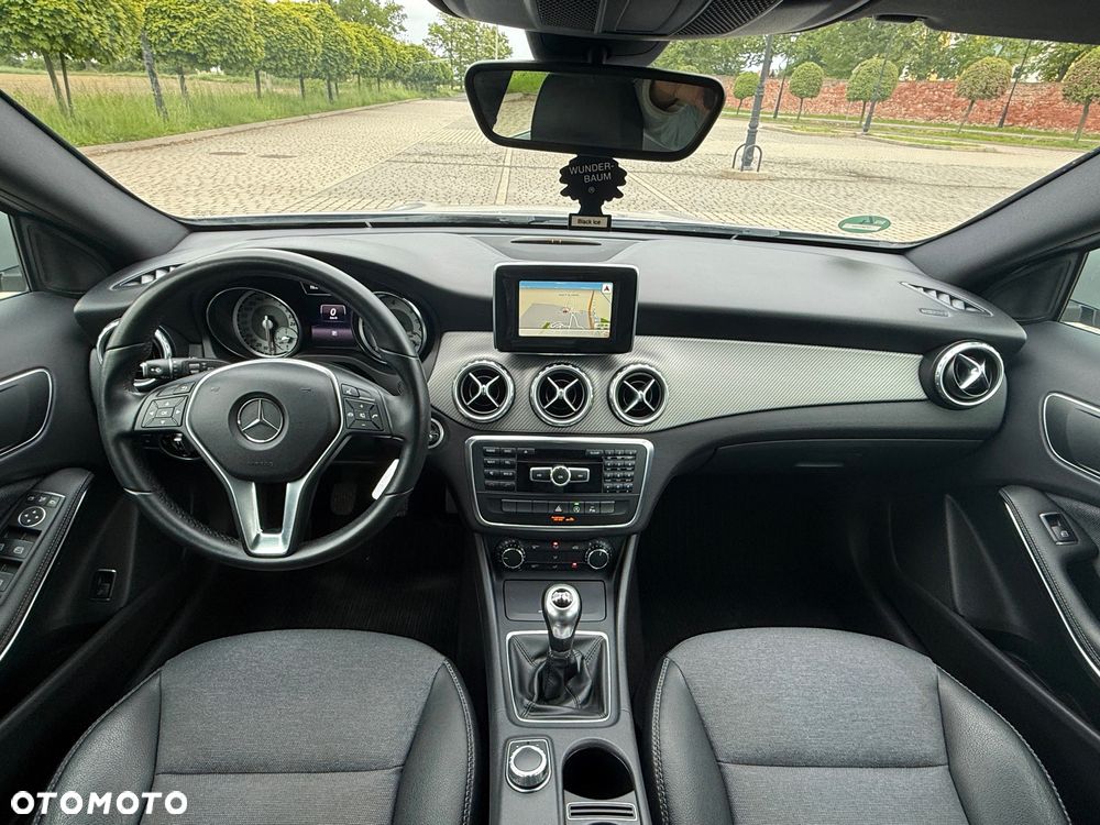 Mercedes-Benz GLA 180 d Style - 6