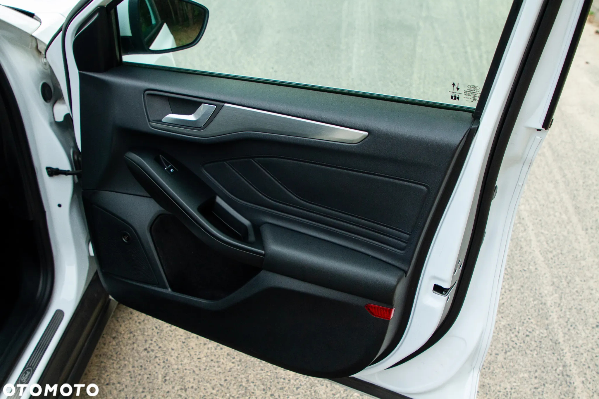 Ford Focus Turnier 1.5 EcoBlue Start-Stopp-System TITANIUM X - 34