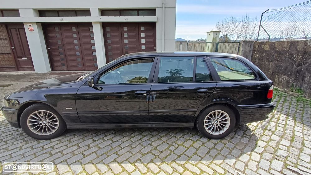BMW 525 dA Touring - 1