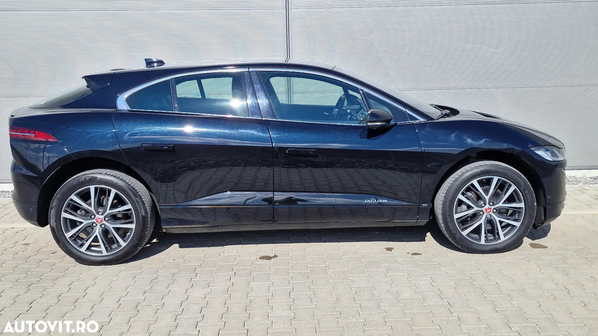 Jaguar I-Pace EV400 AWD SE - 6