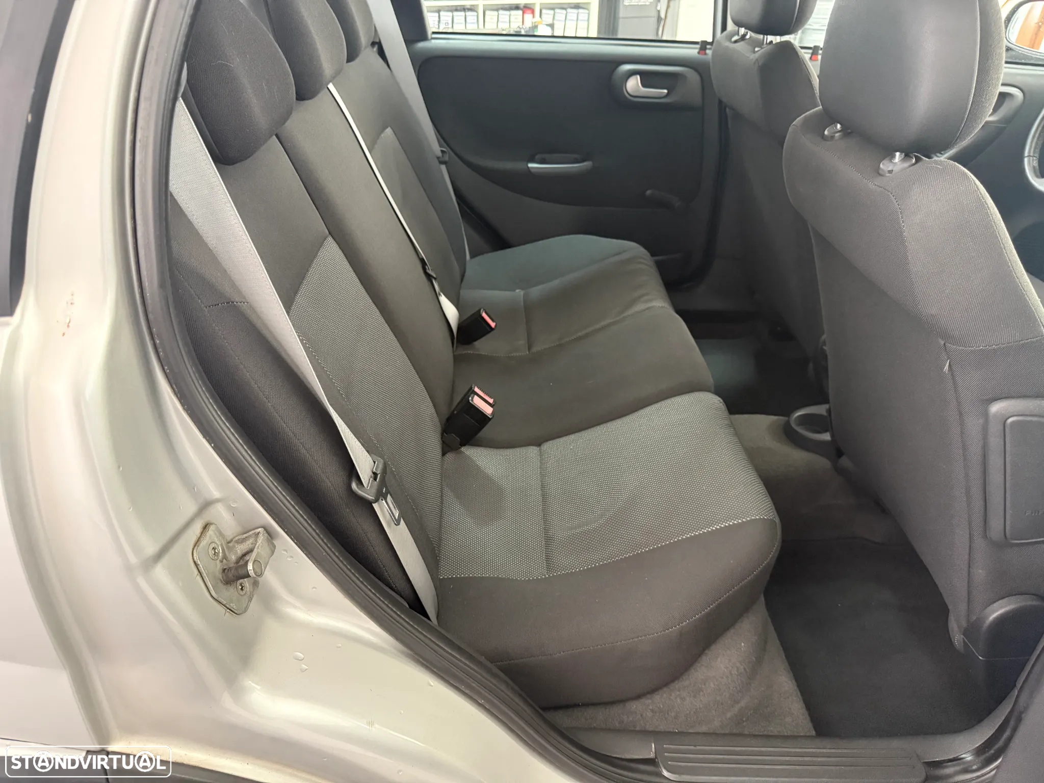 Opel Corsa 1.3 CDTi Enjoy - 15