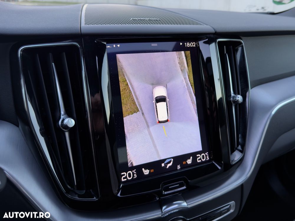 Volvo XC 60 D4 Geartronic Momentum Pro - 8