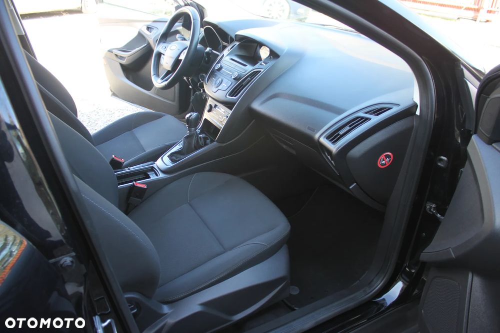 Ford Focus - 16