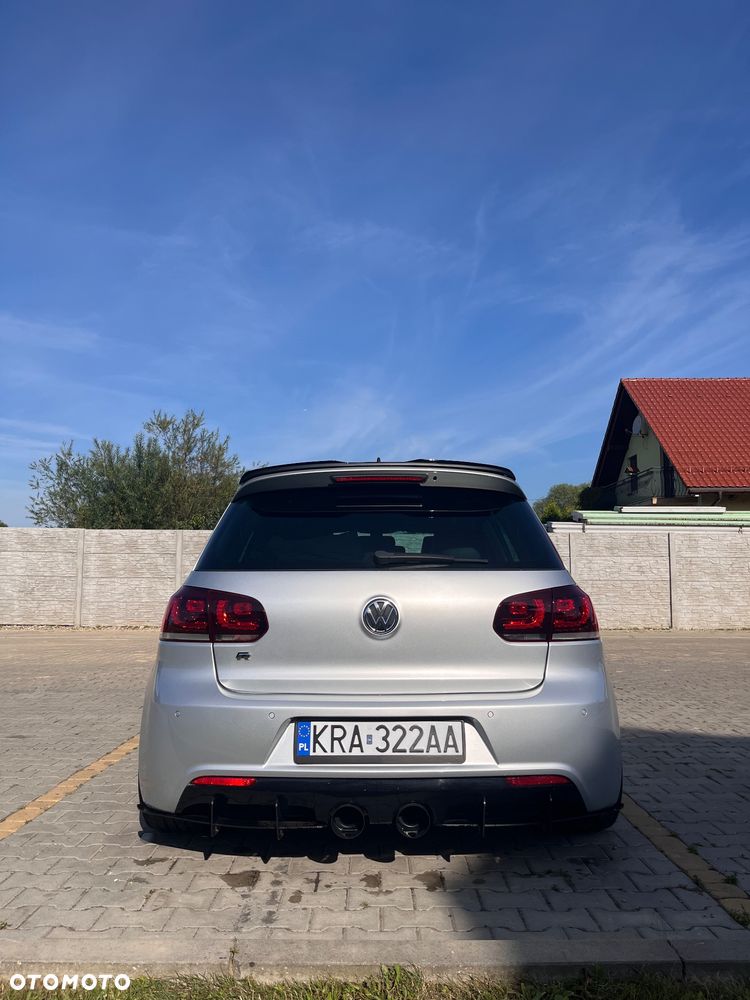 Volkswagen Golf - 8