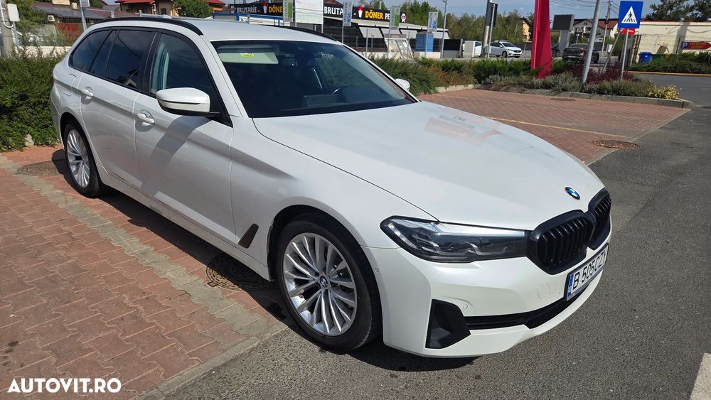 BMW Seria 5 520d Touring Aut. - 2