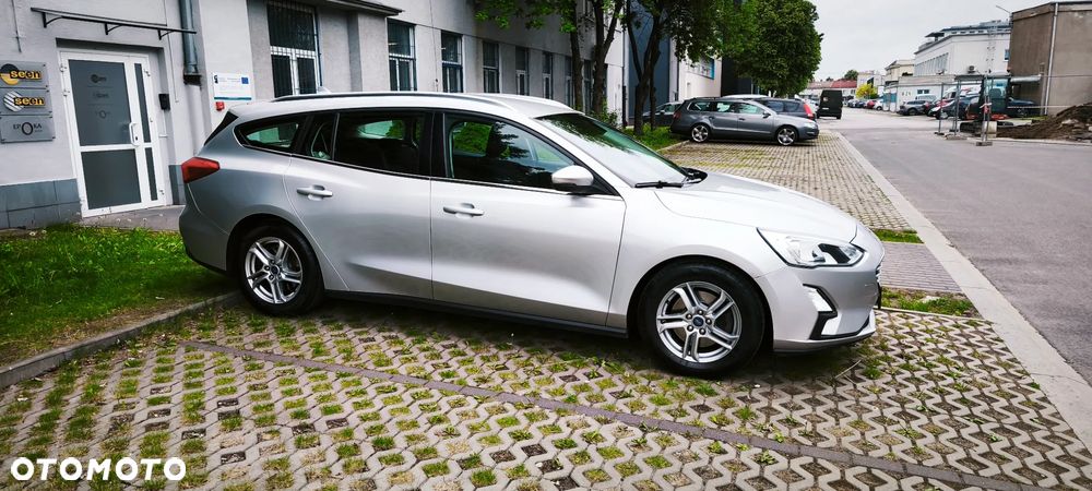 Ford Focus 1.0 EcoBoost Trend Edition Business - 10