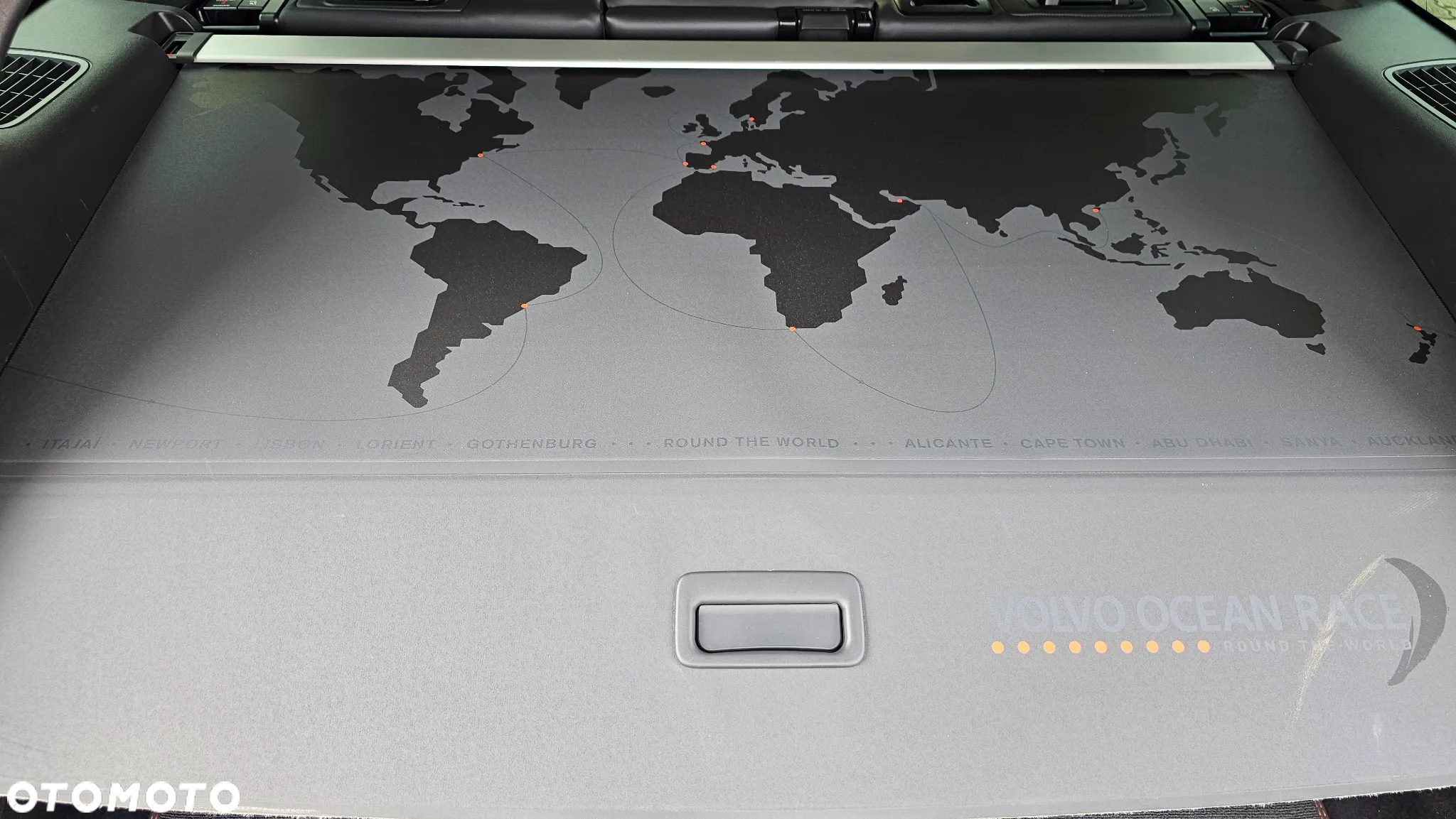 Volvo XC 60 D3 Drive-E Ocean Race - 11