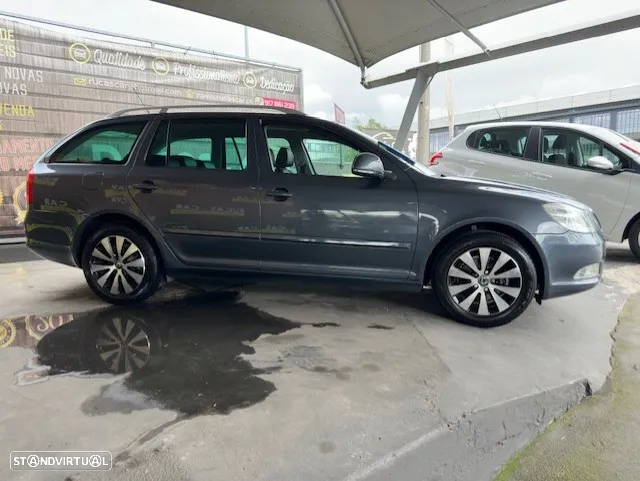 Skoda Octavia Break 1.9 TDi Sportline Pack DSG - 3