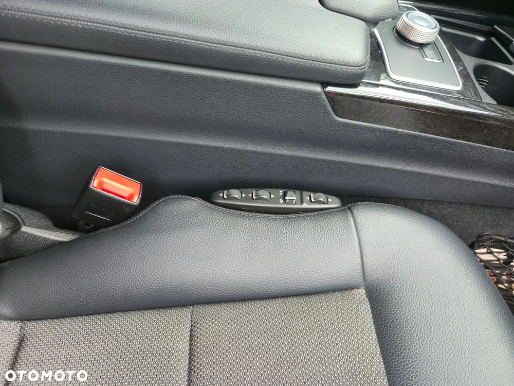 Mercedes-Benz Klasa E 350 CDI DPF BlueEFFICIENCY 7G-TRONIC Avantgarde - 16