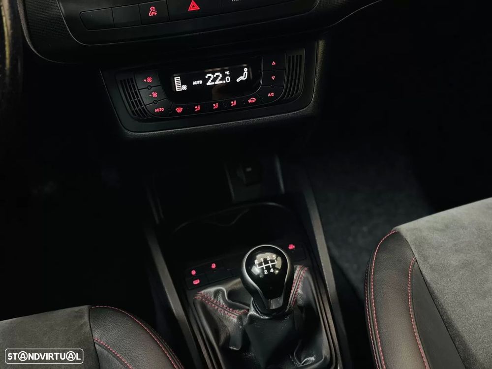 SEAT Ibiza 1.6 TDI FR - 36