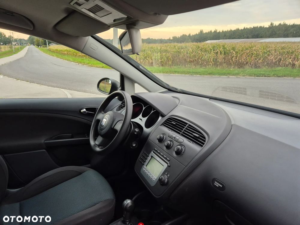 Seat Altea 1.6 Avila - 18