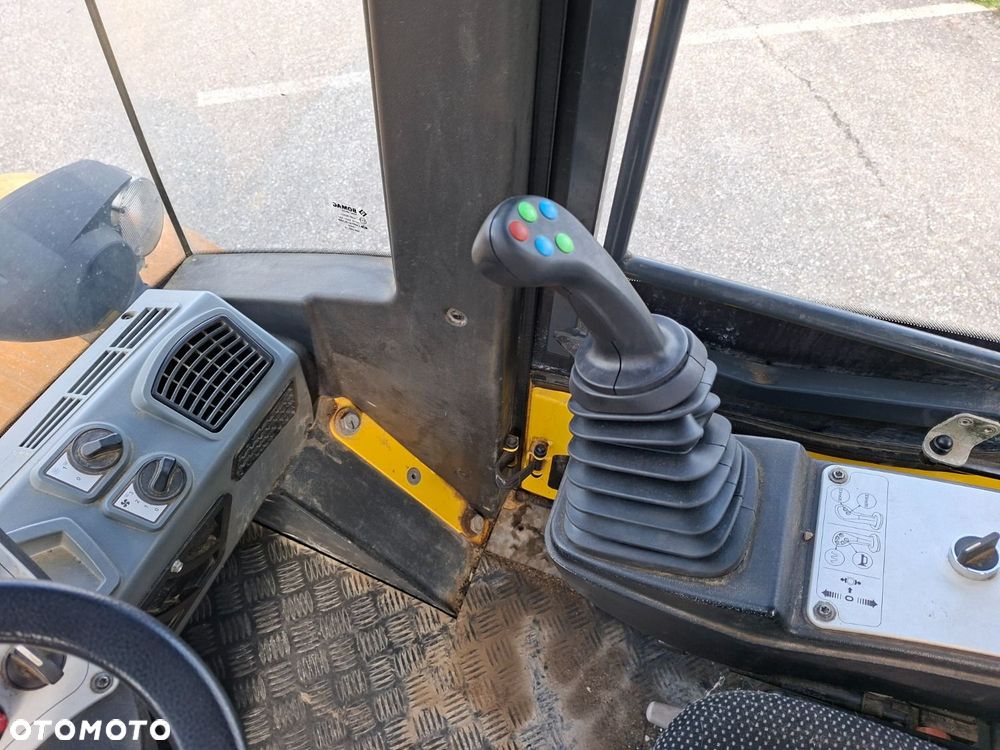 Bomag Bw 177 D-5 - 13