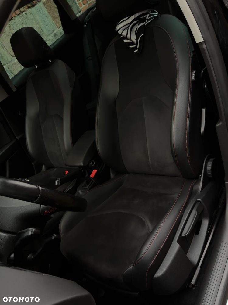 Seat Leon 2.0 TDI DPF Start&Stop FR - 23