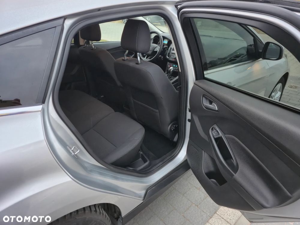 Ford Focus - 15