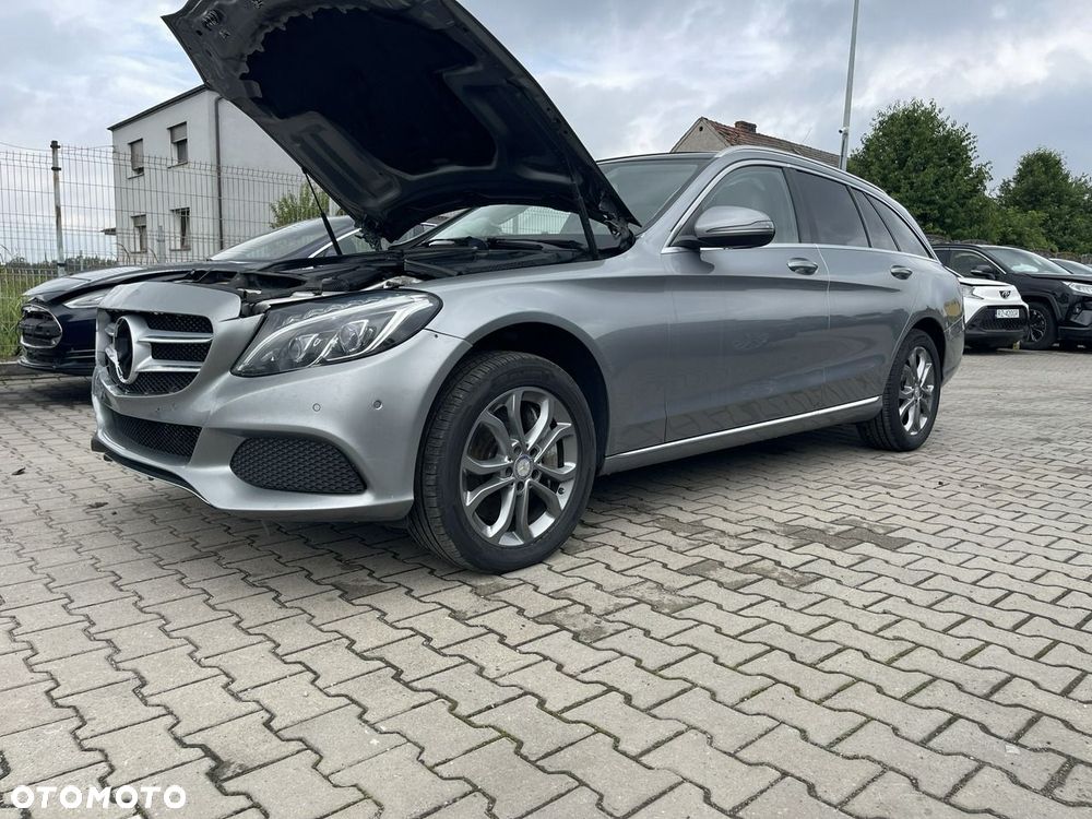 Mercedes-Benz Klasa C 400 4Matic 9G-TRONIC Avantgarde - 5