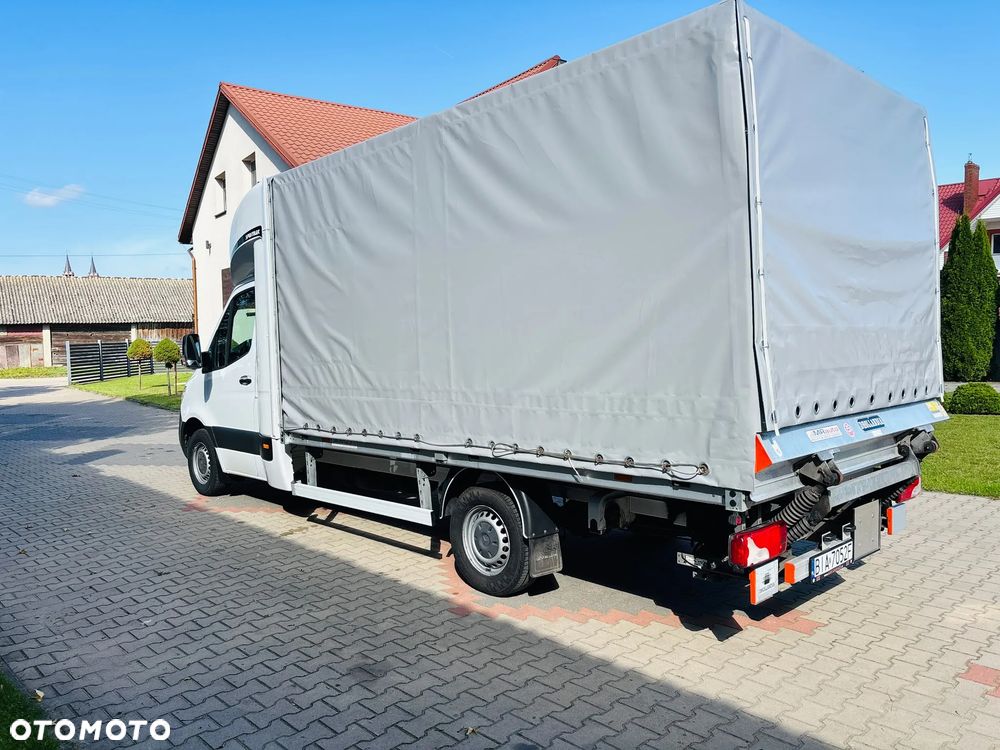 Mercedes-Benz SPRINTER - 2