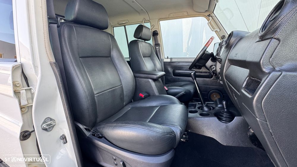 Toyota Land Cruiser D-4D - 37