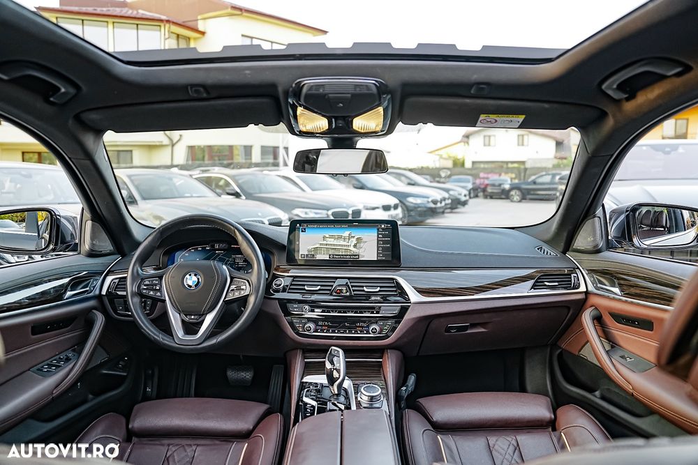 BMW Seria 5 530e Aut. Luxury Line - 25