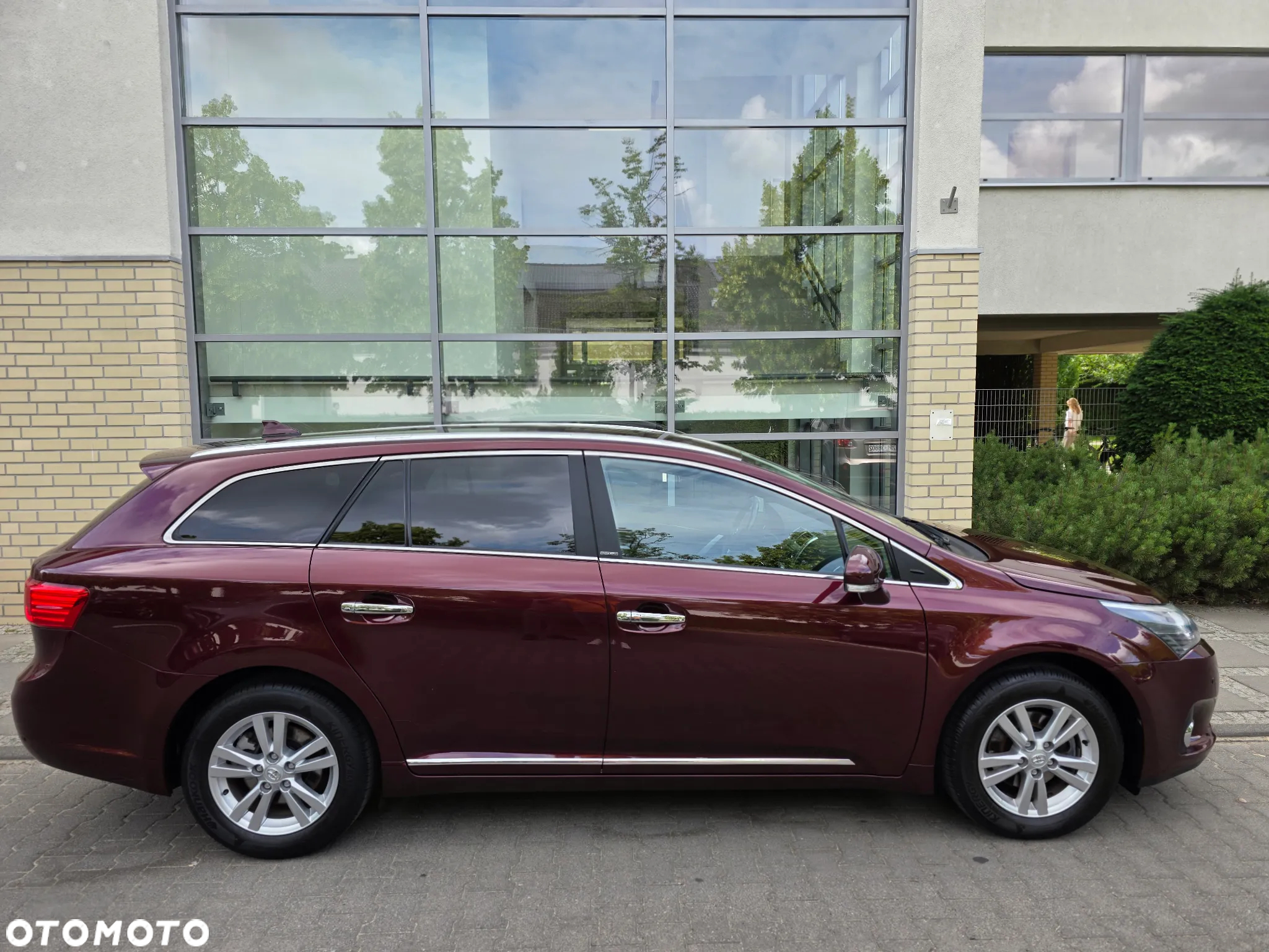 Toyota Avensis 1.8 Business Edition - 8