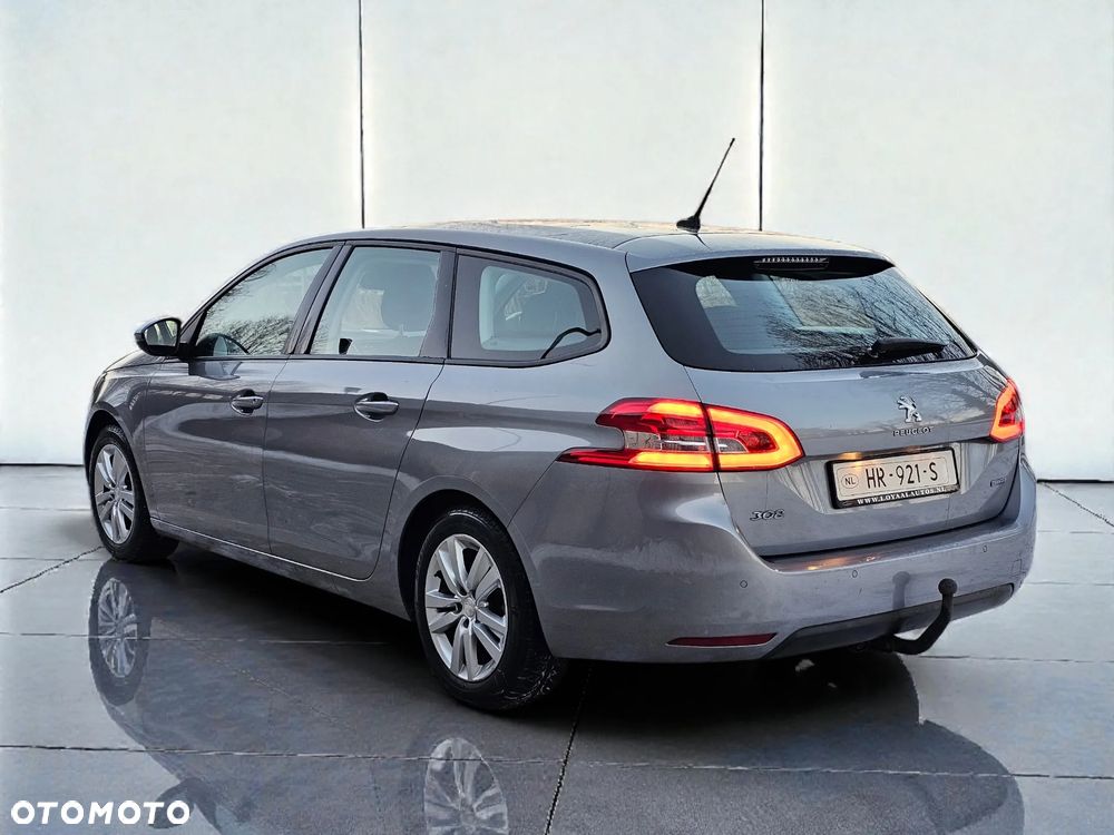 Peugeot 308 BlueHDi 120 Stop & Start Business-Line - 4