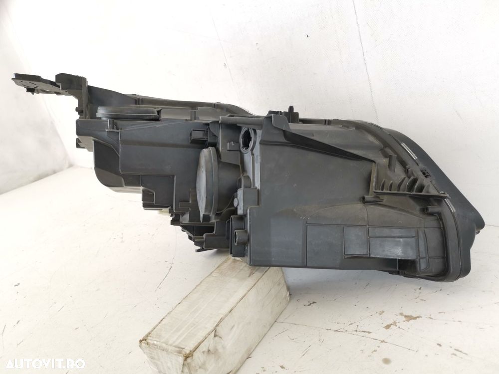 Far Stanga Peugeot  3008 2 2016 2017 2018 2019 2020 Original - 7