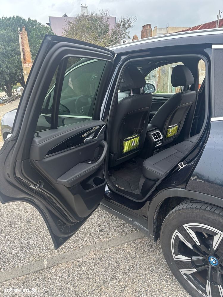 BMW iX3 Inspiring - 8